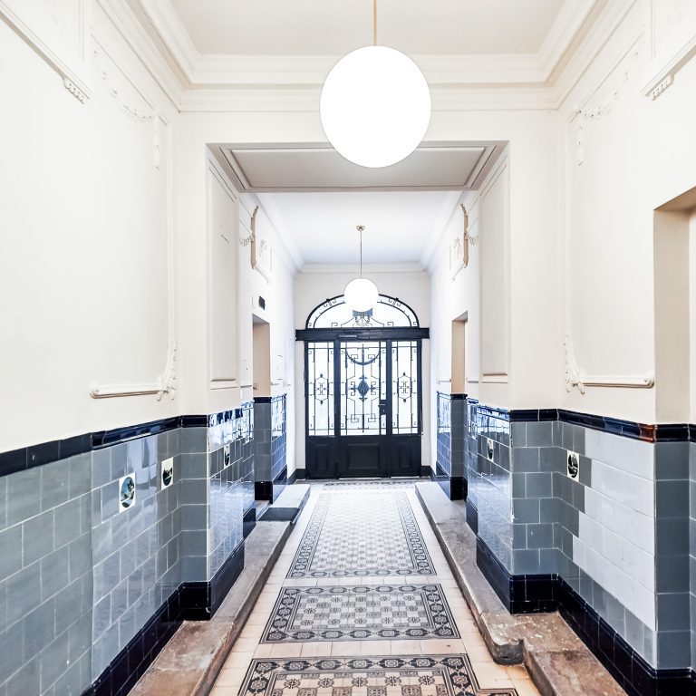 Quellenstraße, 1100